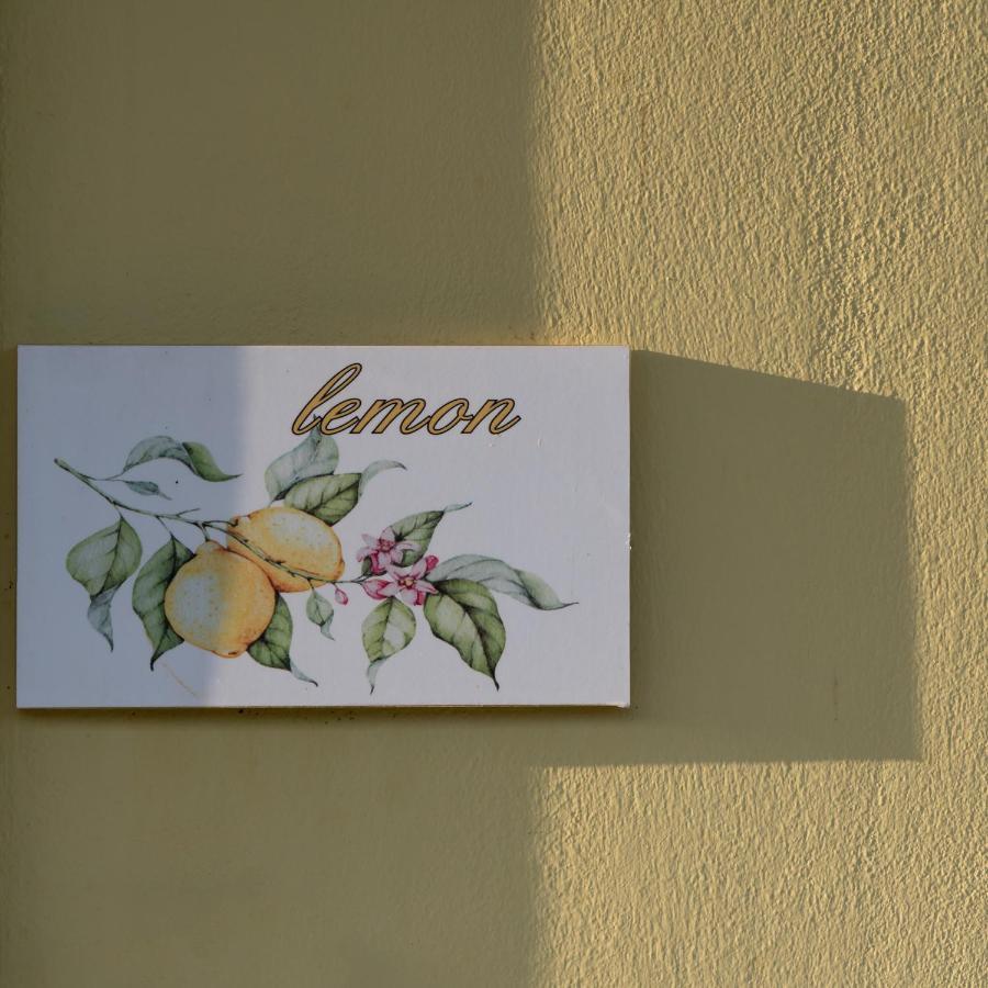 Mela Maroulas